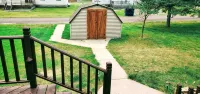 Spacious family home with quick & easy access to outdoor trails. - 3-Star