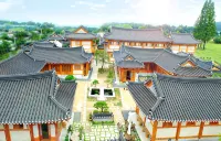 Gyeongju Hwangnamkwan Hanok Hotel - 2-Star