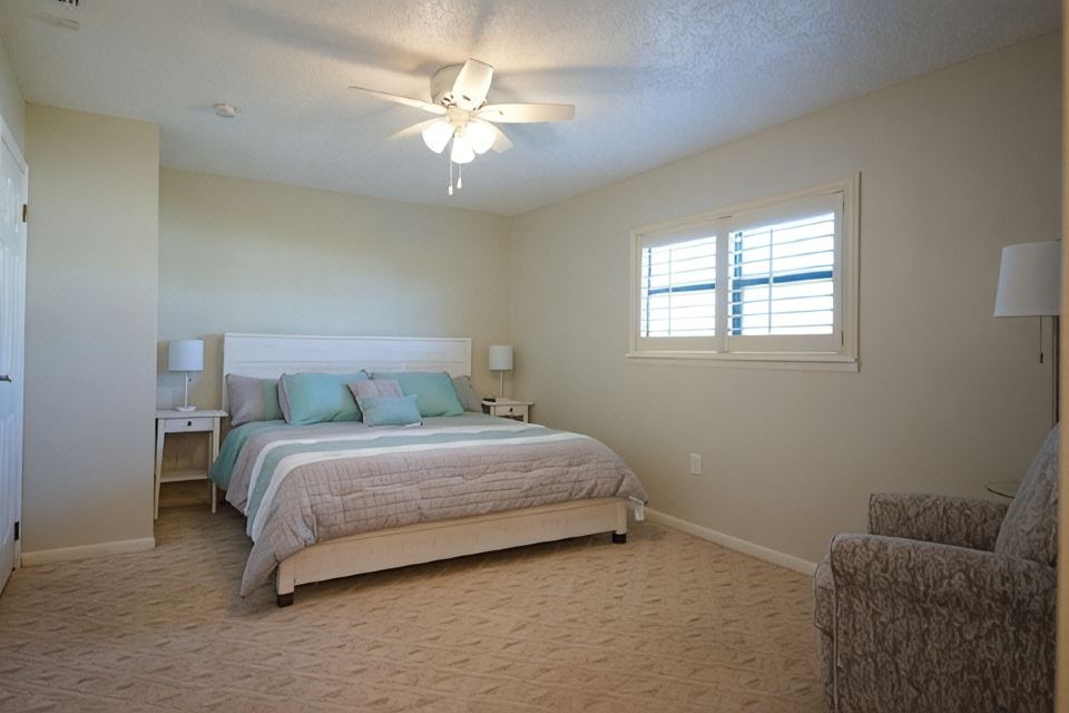 Photo 4 of 6