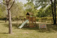 Adishatz Motel - 2-Star