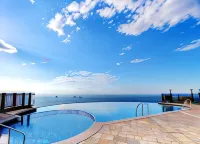 Grand XIV Naruto the Lodge - piscina