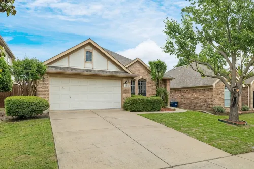 The Knob Cozy 3Br- Elegant Retreat in McKinney - 4-Star