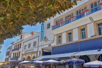 Mama Souiri Hotel - موقف سيارات