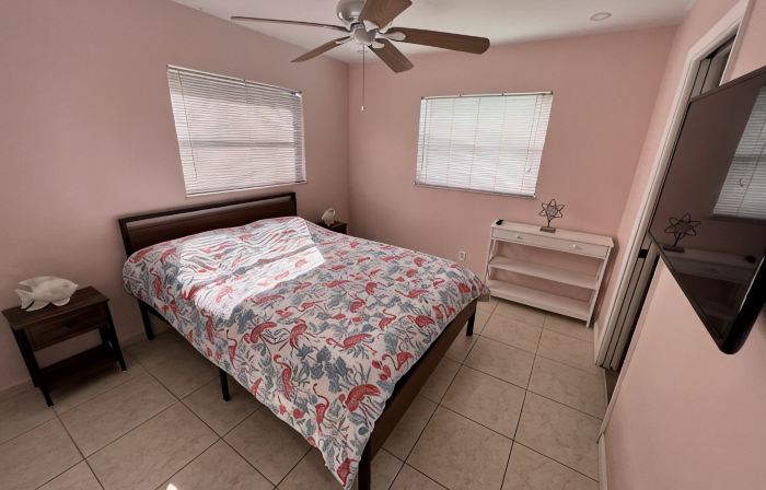 Bungalow oasis with lots of room
