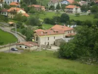 Casa de Aldea Ruiloba Hotels in Ribadesella