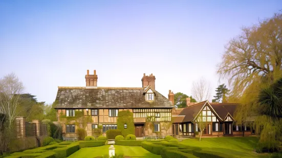 Langshott Manor - Luxury Hotel Gatwick