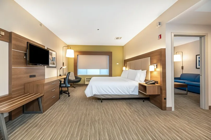 Holiday Inn Express & Suites Fremont - Milpitas Central