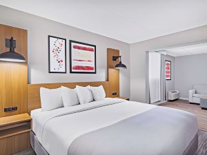 Hawthorn Extended Stay by Wyndham Wichita Airport