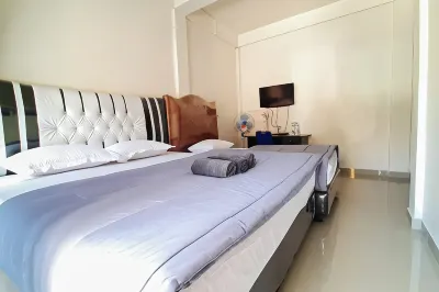 NATURAL HOTSPRING HOMESTAY Hotel dekat Danau Gunung Tujuh