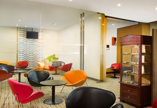 산티카 프리미어 디얀드라 메단 객실