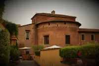 Room Mate Collection Mia, Rome Colosseum Hotel di Celio