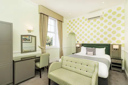 Bromley Court Hotel London