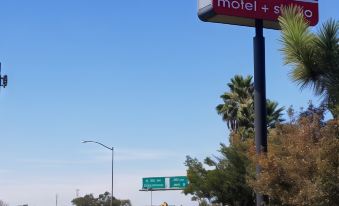 Motel 6 Sacramento, CA – Natomas & Smf Airport
