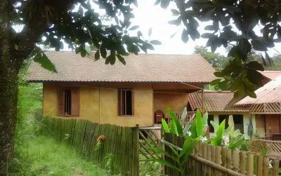 De Salak Homestay Hotel dekat Campervan Gunung Bunder, Bedeng Campsite