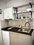 Room-Beautiful Bedroom for 3 People in L