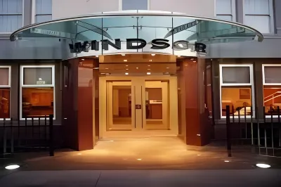 The Windsor Hotel Hotels in Уитли Бэй