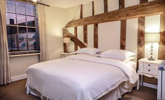 The Angel Hotel - Housity
