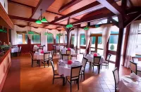 Bobrowy Resort Hotels in Zabludow