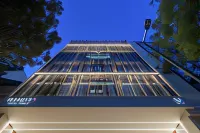 Acropolis Magenta Luxury Suites Hotels near ‏ساحة موناستيراكي