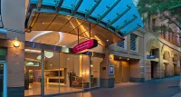 Rydges Darling Square Apartment Hotel, an EVT Hotel