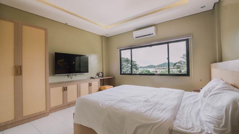 Tropicasa Coron Resort and Hotel