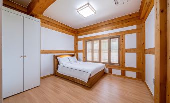 Gyeongju Hanok Pension Shilla Masil