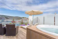 Fergus Style Soller Beach - Hot Tub