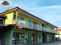 Ayem Homestay Uthm Hotels in Parit Raja