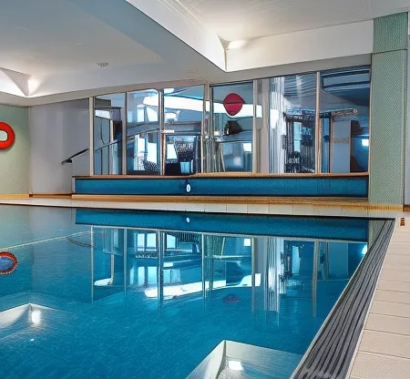Royal Glen Hotel
