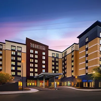 Hyatt Place Pittsburgh North Shore Hotels near The Strip