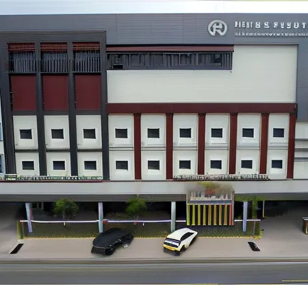 Rylich Panorama Hotel