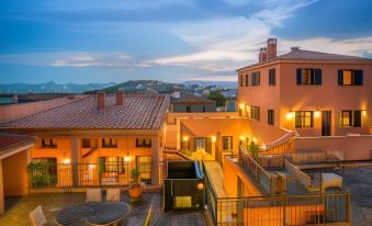 The Varos Residences Hotel