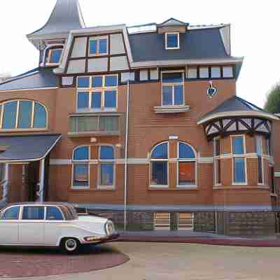 Charmehotel Villa Saporis Hotel Exterior