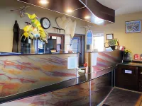 Merrill Field Inn - 2-Star