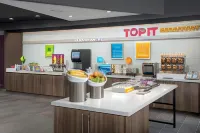 Tru by Hilton San Antonio North - breakfast