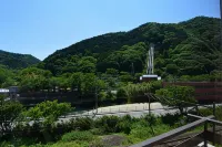 Eirakukan - Mountain view