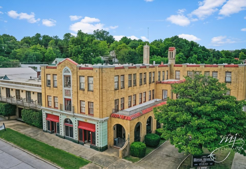 hotel overview picture