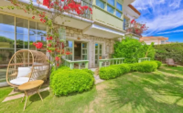 Palas Alaçatı - Adult Only