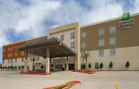 Holiday Inn Express & Suites Lake Charles South Casino Area, an IHG Hotel Hotel in zona Contraband Bayou Golf Club