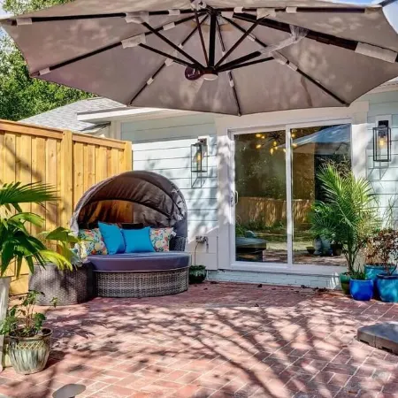 Modern 3-bedroom house in Wilmington with a HUGE yard and Bonus Sunroom