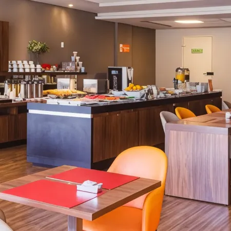 Hotel 10 Palmas