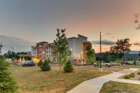 Holiday Inn Express & Suites Saugerties - Hudson Valley Hotels in Woodstock
