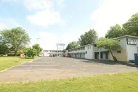 Budget Inn Cicero Hotels in Cicero
