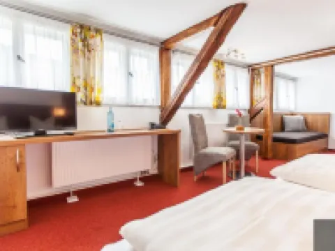Wanderhotel Sonnebergbaude Hotels in Waltersdorf