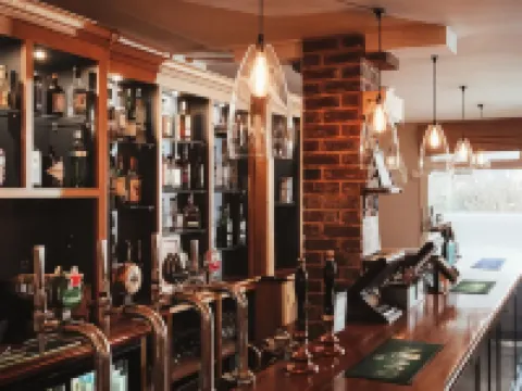 Winemaker's Pub Hotels in Cranbrook