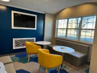 Microtel Inn & Suites by Wyndham Independence - Wifi