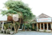 Flamboyan Asri Syariah Mitra RedDoorz Near Kampung Inggris Pare