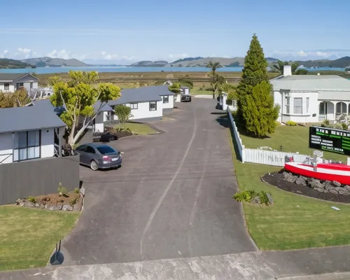 Tidewater Motel & Tourist Park Hotels in Coromandel