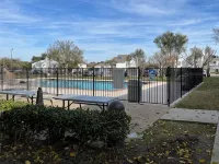 Studio 6 Mesquite, TX – Town East - Rooftop Pools