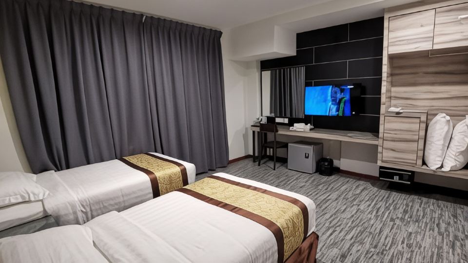 Meriton Inn